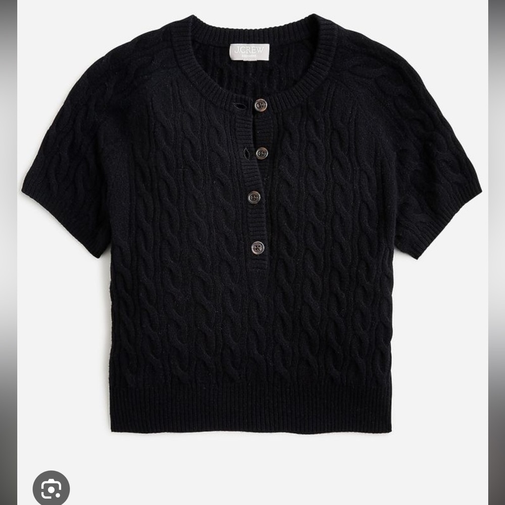 CREW CASHMERE CABLE-KNIT HENLEY
NWT
T-SHIRT
$128 Size: L| J. Crew